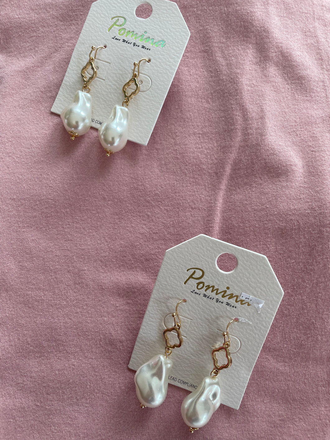 Accessories - Fresh Water Pearl Earrings
