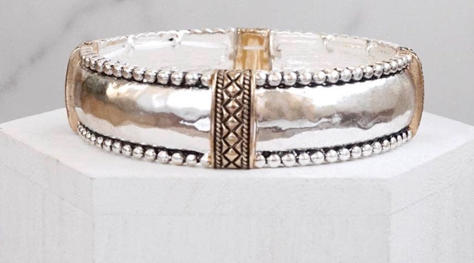 Accessories - Heritage Shine - Wide Hammered
Stretch Bangle