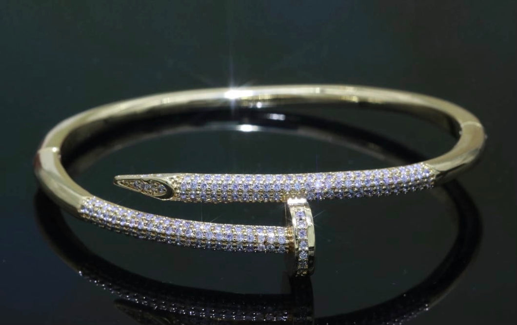 Accessories-Spiral Nail Bracelet