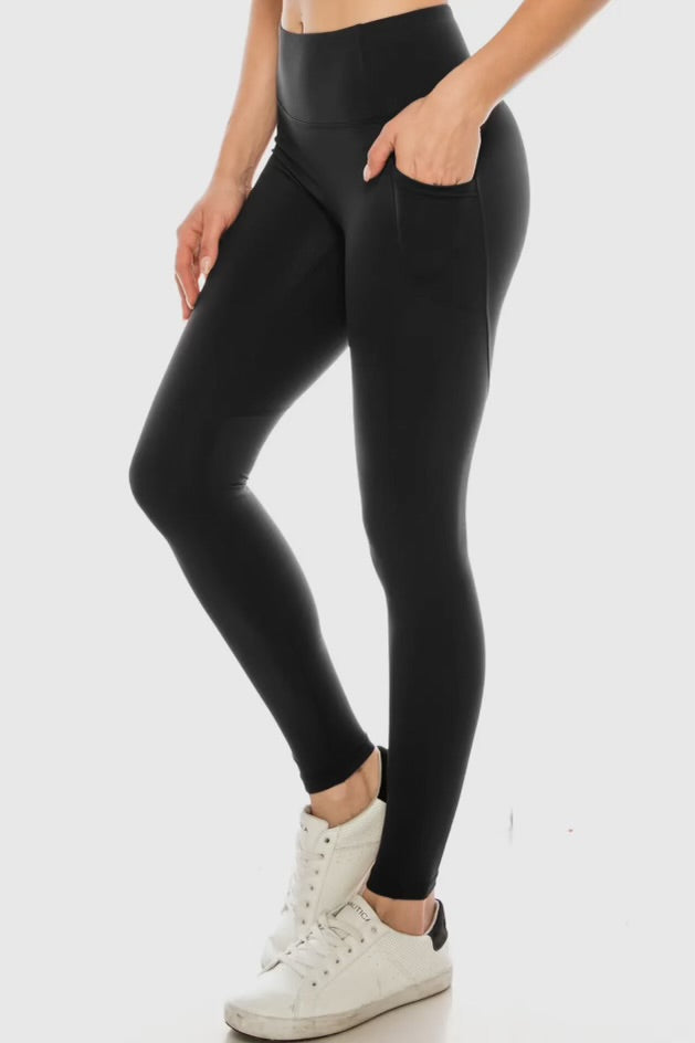 Bottoms- Black Leggings with Side Pockets