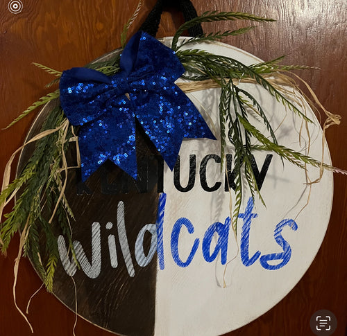 Decor- Kentucky Wildcats Door Hanger