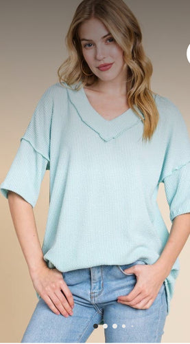 Tops- V-Neck- Ribbed-Exposed Seam