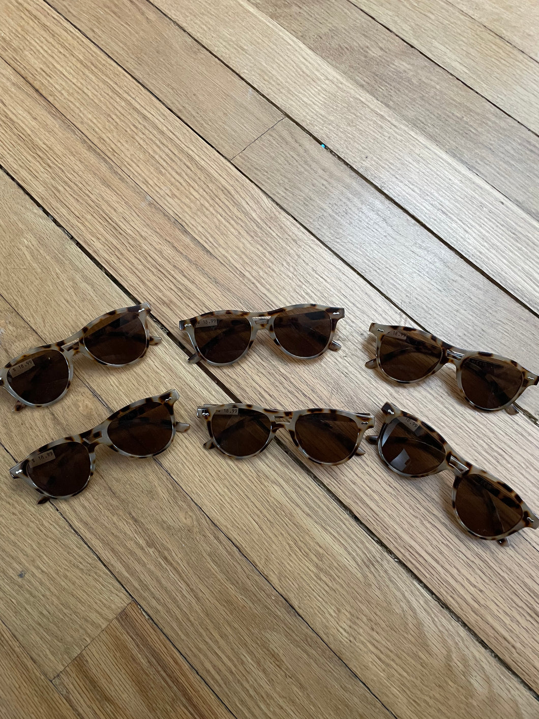 Accessories-Sunglasses